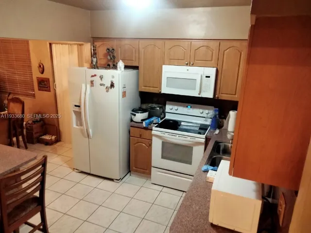 $600,000 | 4990 East 1st Avenue, Hialeah, FL 33013