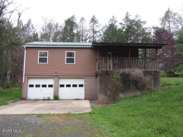 507 Miller Road Ebensburg, PA 15931 - Photo 2 of 20