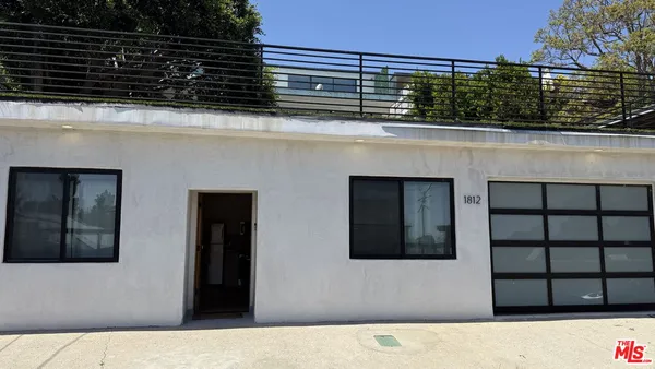 $3,999 | 1812 1/2 Navy Street, Venice, CA 90291