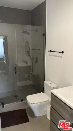 $3,999 | 1812 1/2 Navy Street, Venice, CA 90291