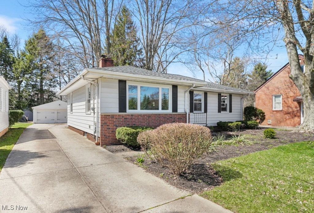 6540 Som Center Road Solon, OH 44139 - Photo 2 of 27 Single floor living with natural light throughout