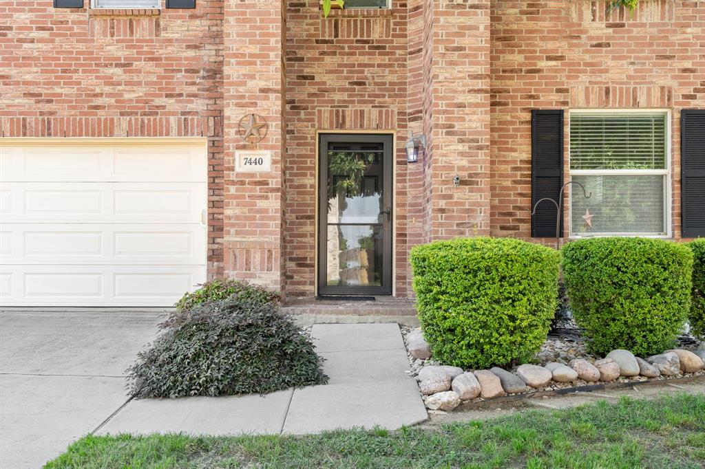 7440 Sienna Ridge Lane Fort Worth, TX 76131 - Photo 10 of 35