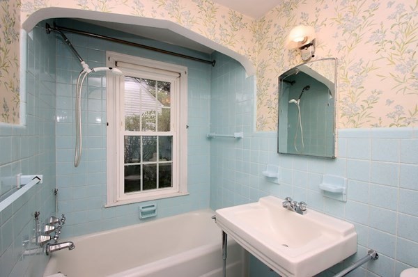 1446 Wilbraham Road Springfield, MA 01119 - Photo 11 of 37 Gallery Image 11