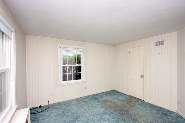 1446 Wilbraham Road Springfield, MA 01119 - Photo 13 of 37 Gallery Image 13