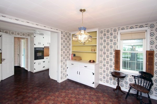 1446 Wilbraham Road Springfield, MA 01119 - Photo 19 of 37 Gallery Image 19