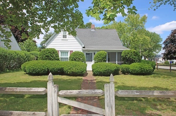 1446 Wilbraham Road Springfield, MA 01119 - Photo 2 of 37 Gallery Image 2