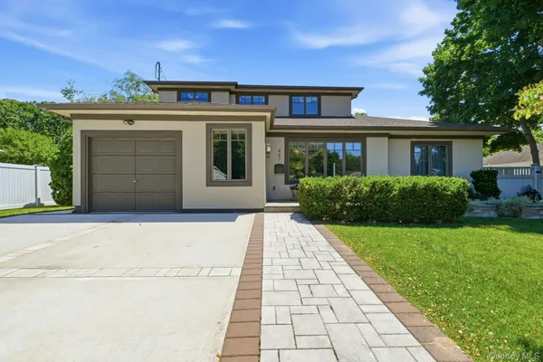 $949,990 | 447 Sayville Boulevard, Sayville, NY 11782