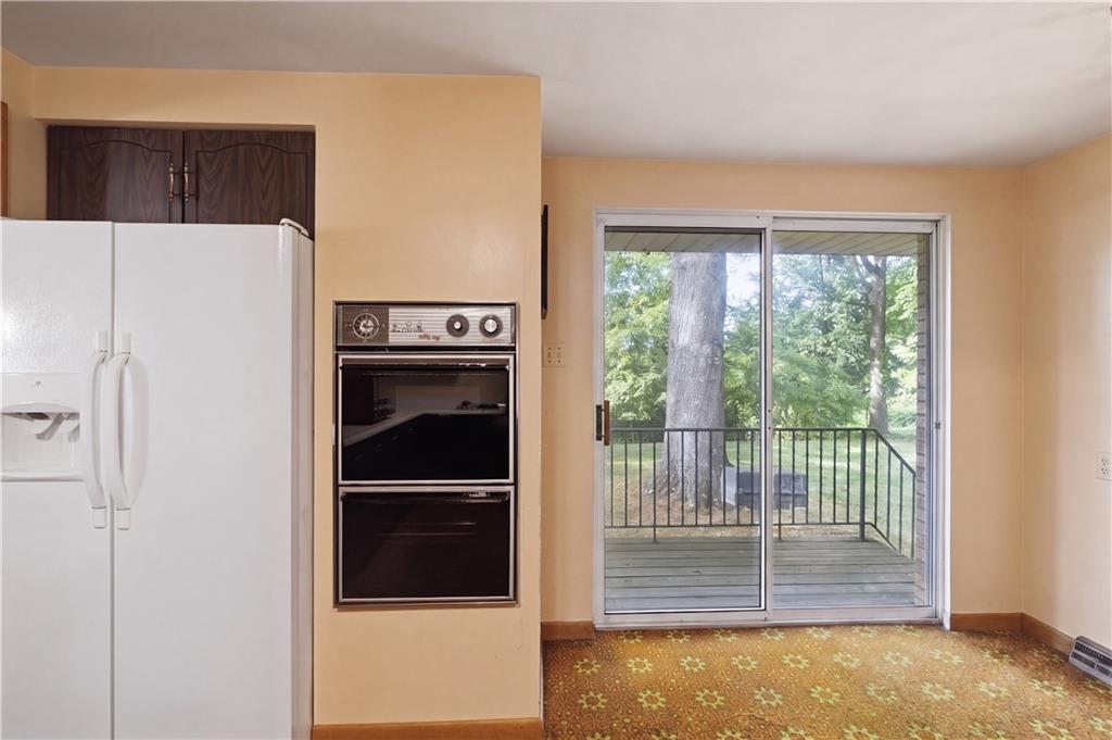 480 Herbst Manor Road Coraopolis, PA 15108 - Photo 13 of 50