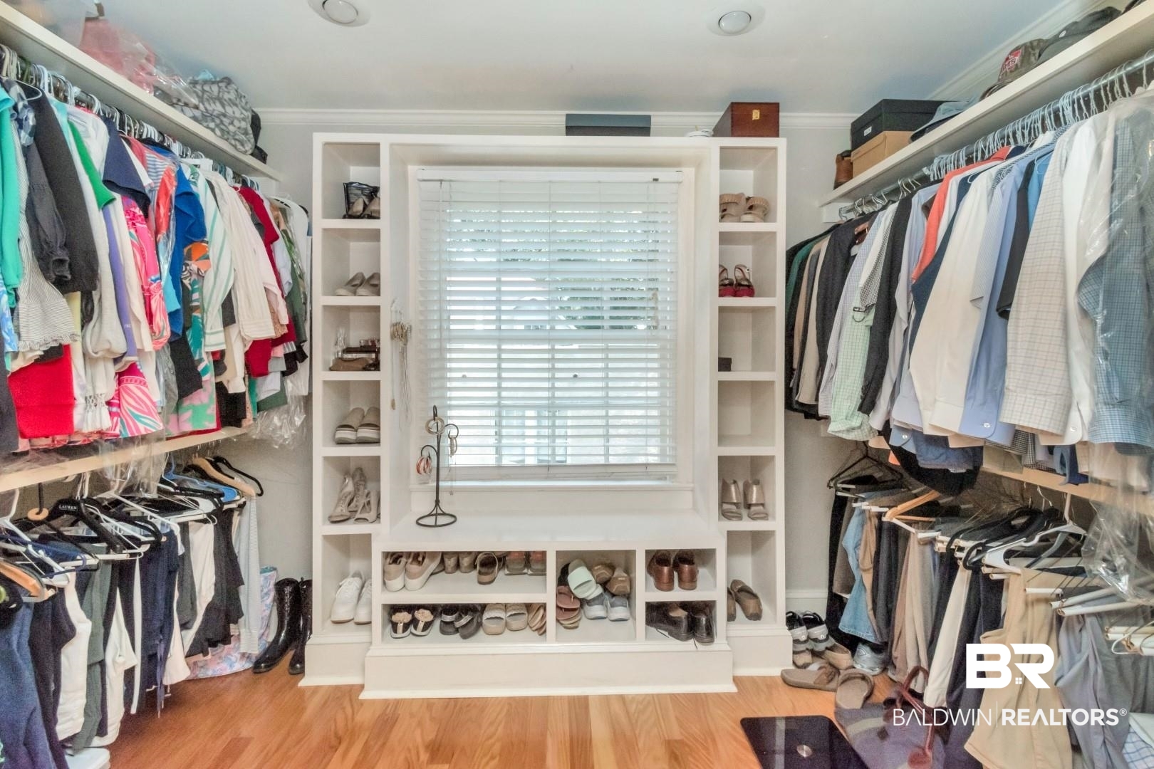 116 Florence Place Mobile, AL 36607 - Photo 23 of 41 Walk in closet featuring light hardwood / wood-style flooring