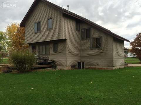 7474 North Center Road Mount Morris, MI 48458 - Photo 4 of 25 20422994-3.JPG
