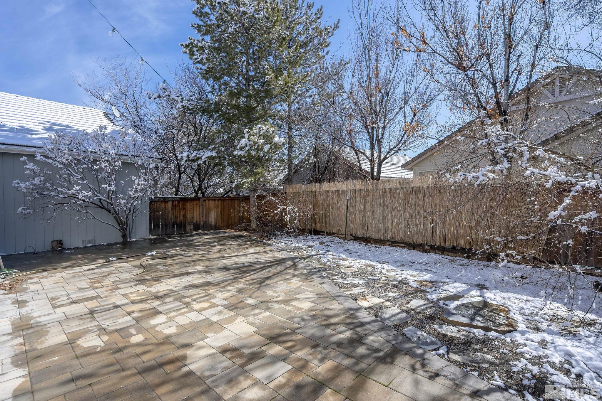 720 Caughlin Glen Reno, NV 89519 - Photo 21 of 24 a backyard of a house
