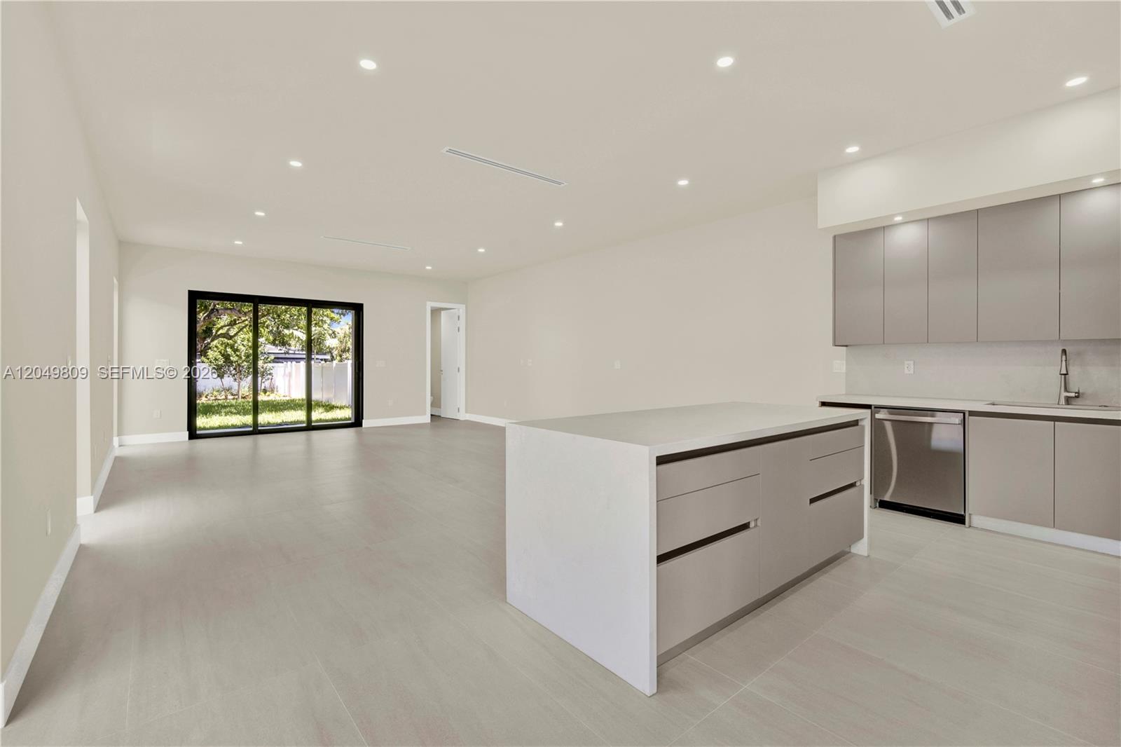 2889 Southwest 35th Avenue, Unit 2887 Miami, FL 33133 - Photo 4 of 62
