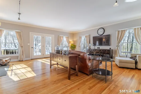 $1,149,000 | 74 Farm View Road, Bethany, CT 06524