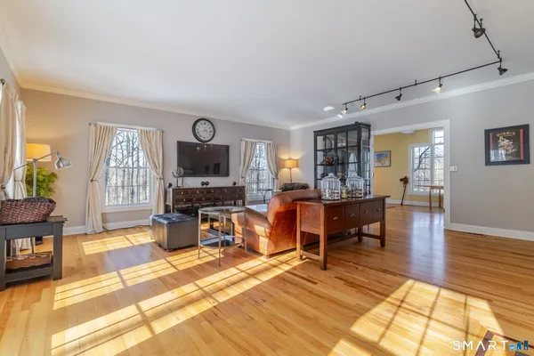 $1,149,000 | 74 Farm View Road, Bethany, CT 06524