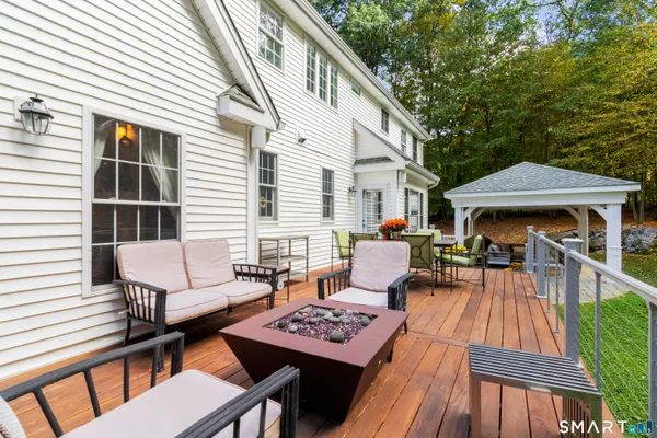 $1,149,000 | 74 Farm View Road, Bethany, CT 06524