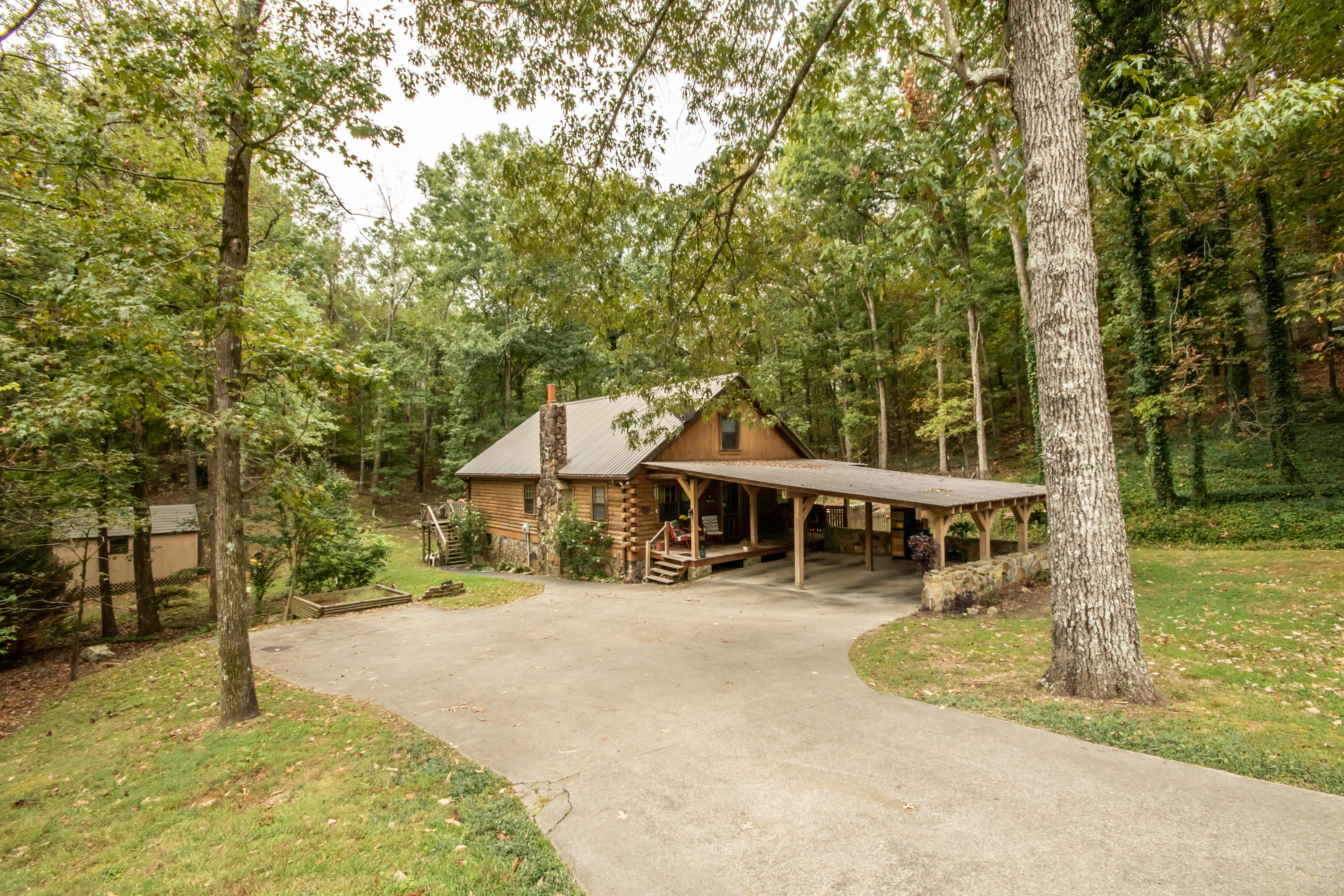 251 Forest Hill Road Southwest Dalton, GA 30720 - Photo 3 of 49 275A7954