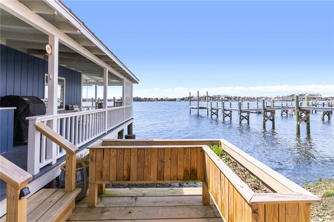 1597 Main Road Tiverton, RI 02878 - Photo 13 of 42