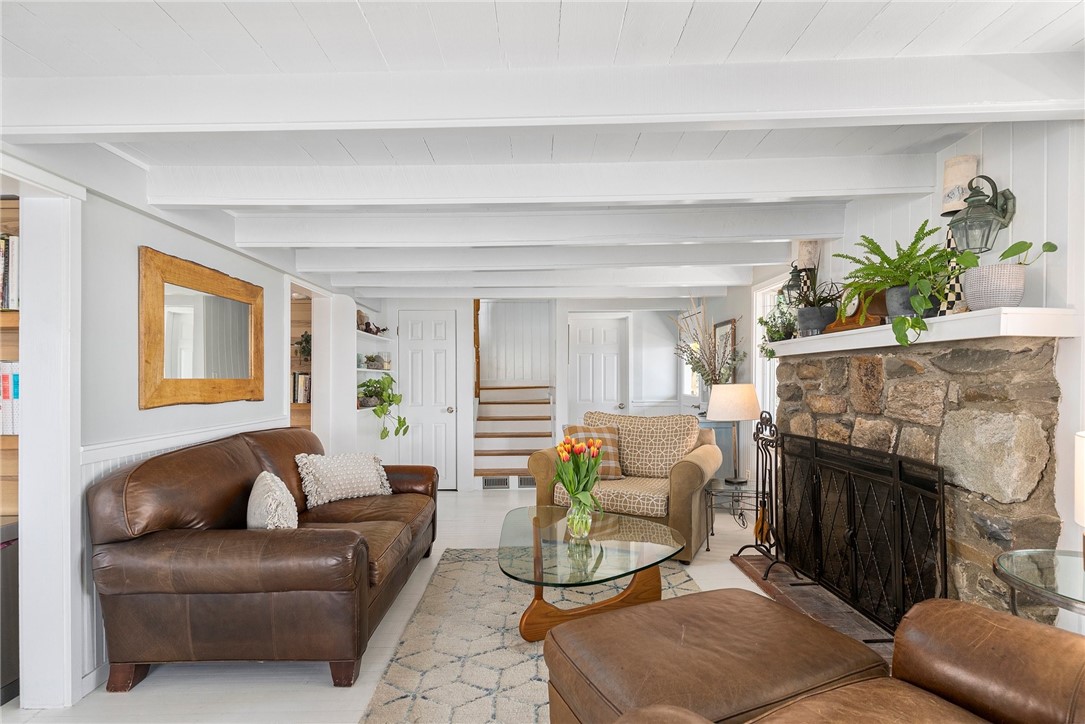 1597 Main Road Tiverton, RI 02878 - Photo 21 of 42