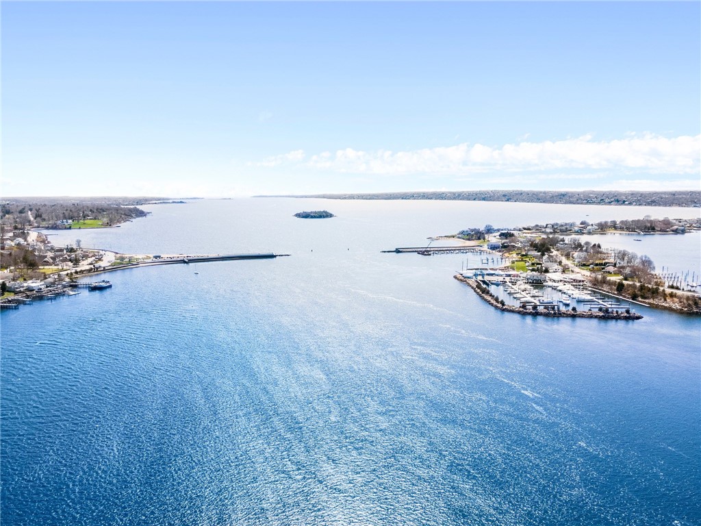 1597 Main Road Tiverton, RI 02878 - Photo 40 of 42