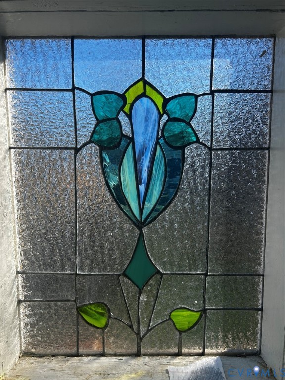 3703 Decatur Street Richmond, VA 23224 - Photo 10 of 14 Stained glass