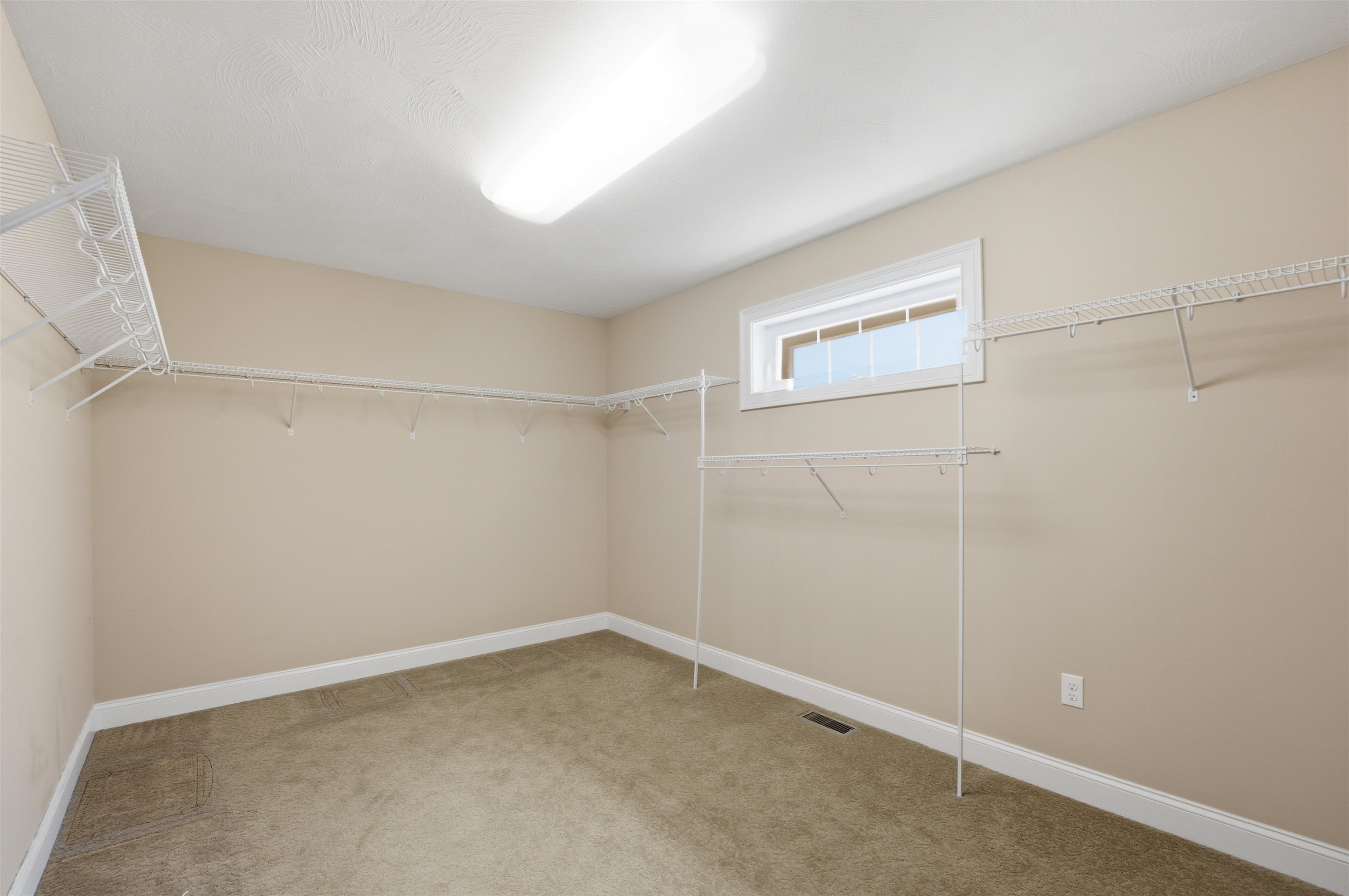 23 Atkinson Road Salem, NH 03079 - Photo 20 of 50 Gallery Image 20