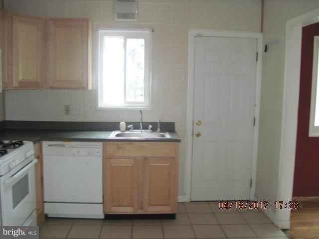 3223 Southgreen Road Windsor Mill, MD 21244 - Photo 3 of 12 Kitchen