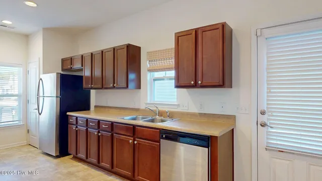 $324,900 | 847 Isle Of Palms Way, Wilmington, NC 28412