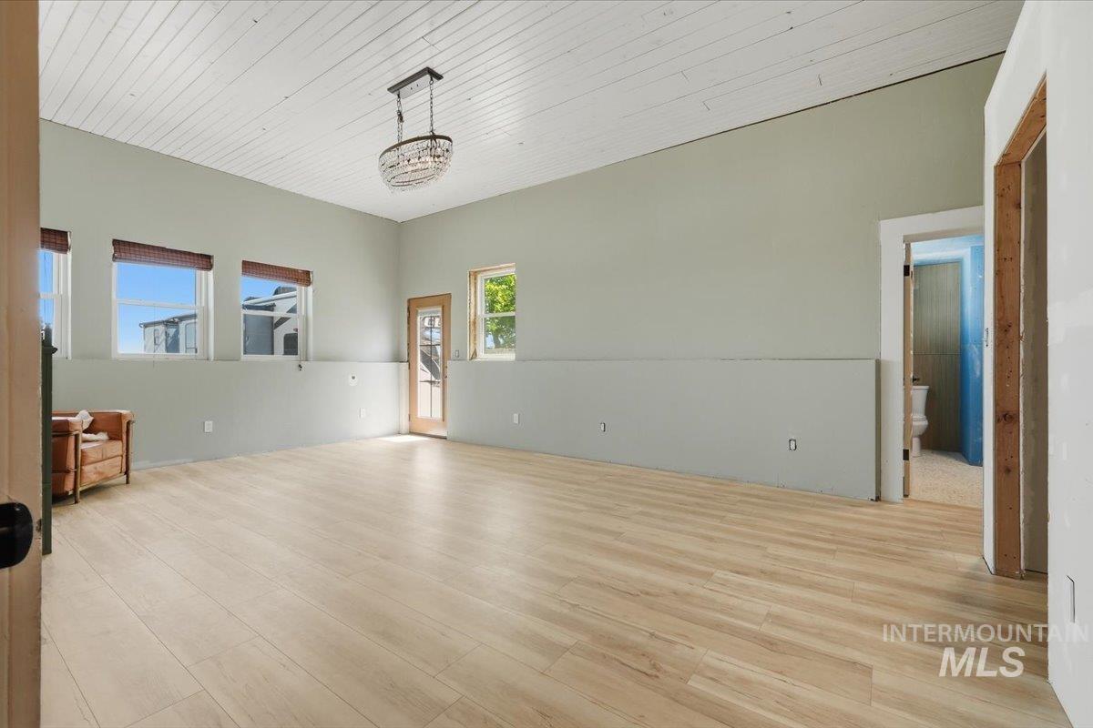 18611 Upper Pleasant Ridge Road Caldwell, ID 83607 - Photo 15 of 31