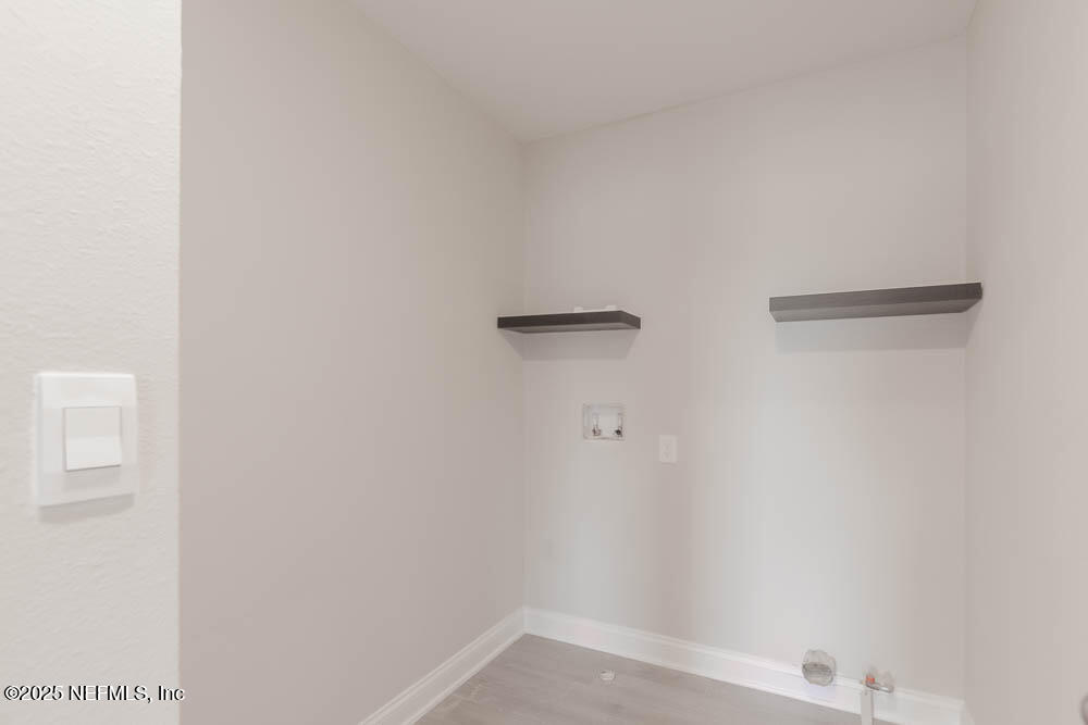 258 Thistleton Way Street St. Augustine, FL 32092 - Photo 25 of 39 Laundry