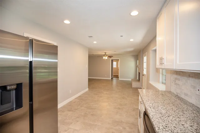 $2,250 | 802 Wavecrest Lane, Houston, TX 77062