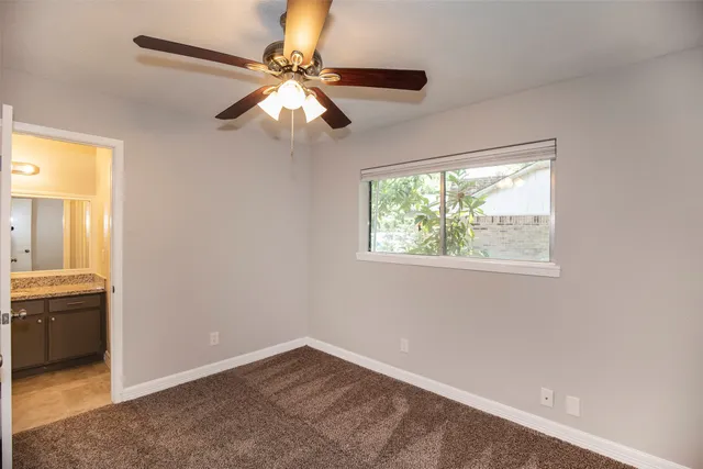 $2,250 | 802 Wavecrest Lane, Houston, TX 77062