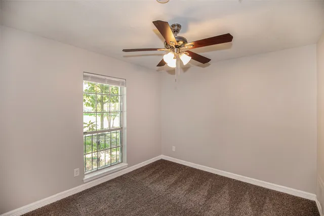 $2,250 | 802 Wavecrest Lane, Houston, TX 77062