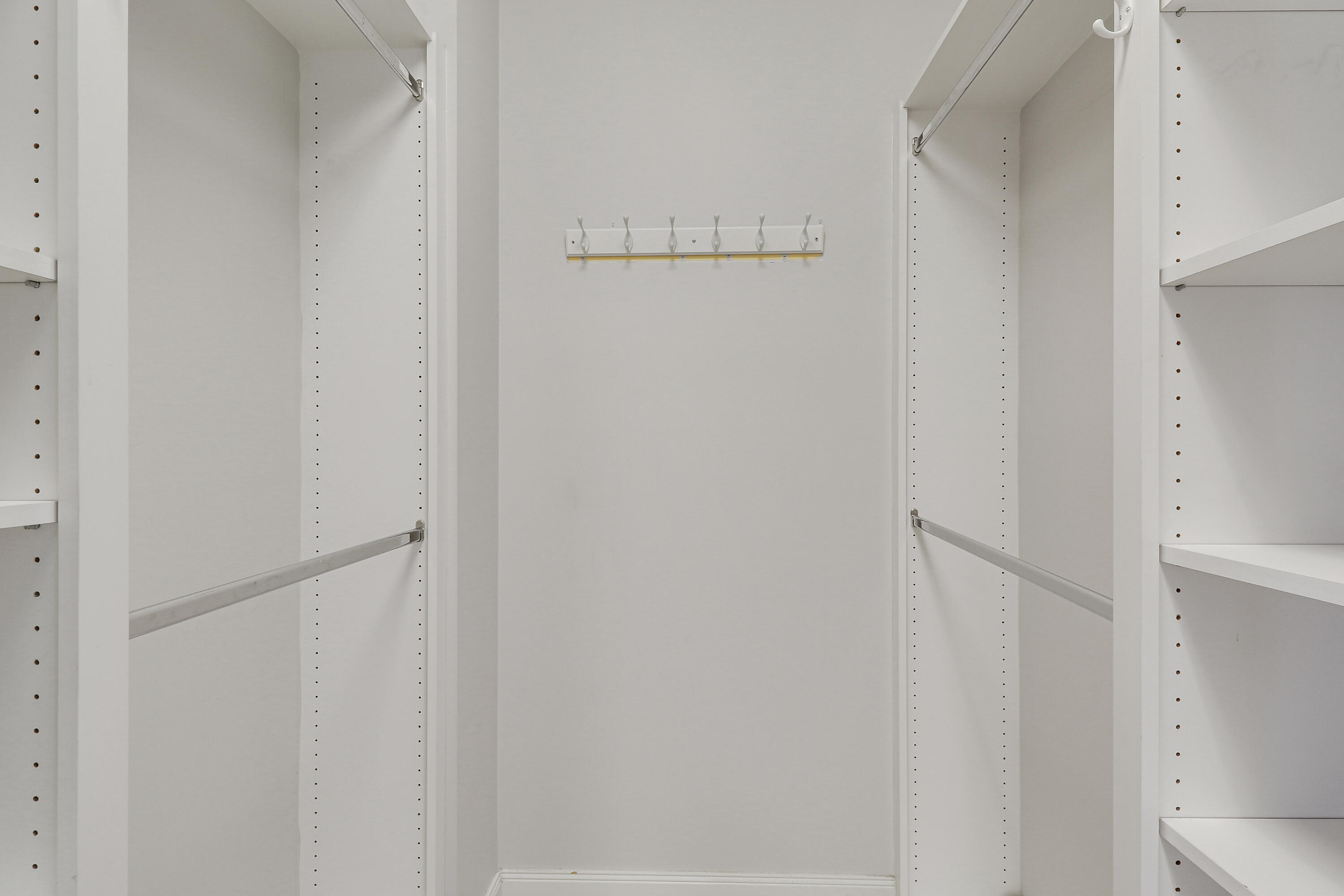 131 Rockingham Road Jupiter, FL 33458 - Photo 26 of 40 a view of bathroom