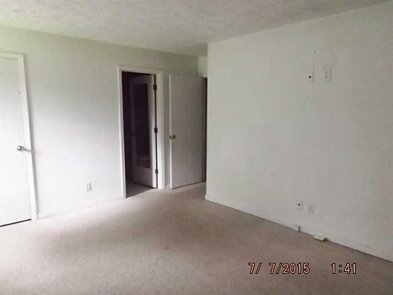4425 Fairview Road Greenwood, IN 46142 - Photo 13 of 15 Gallery Image 13