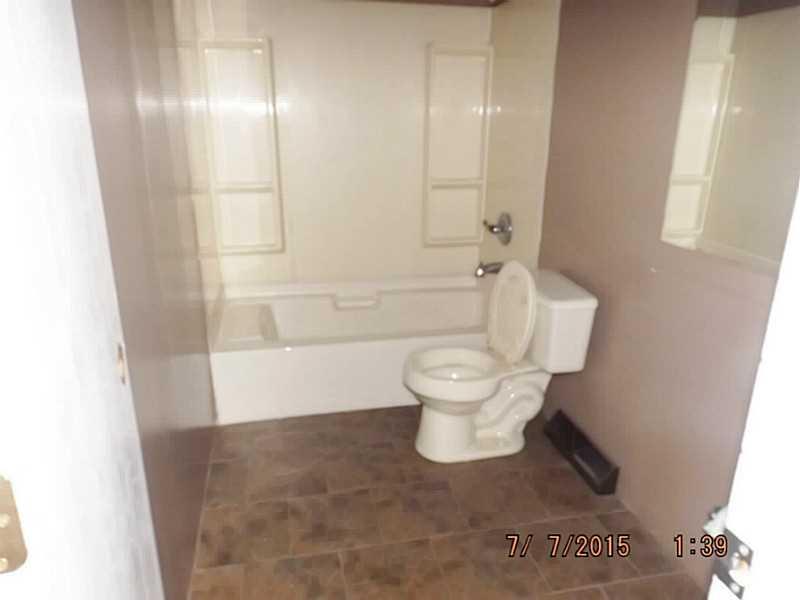 4425 Fairview Road Greenwood, IN 46142 - Photo 6 of 15 Gallery Image 6