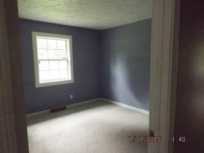 4425 Fairview Road Greenwood, IN 46142 - Photo 7 of 15 Gallery Image 7