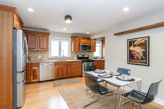 $848,000 | 4 Willow Street, Natick, MA 01760