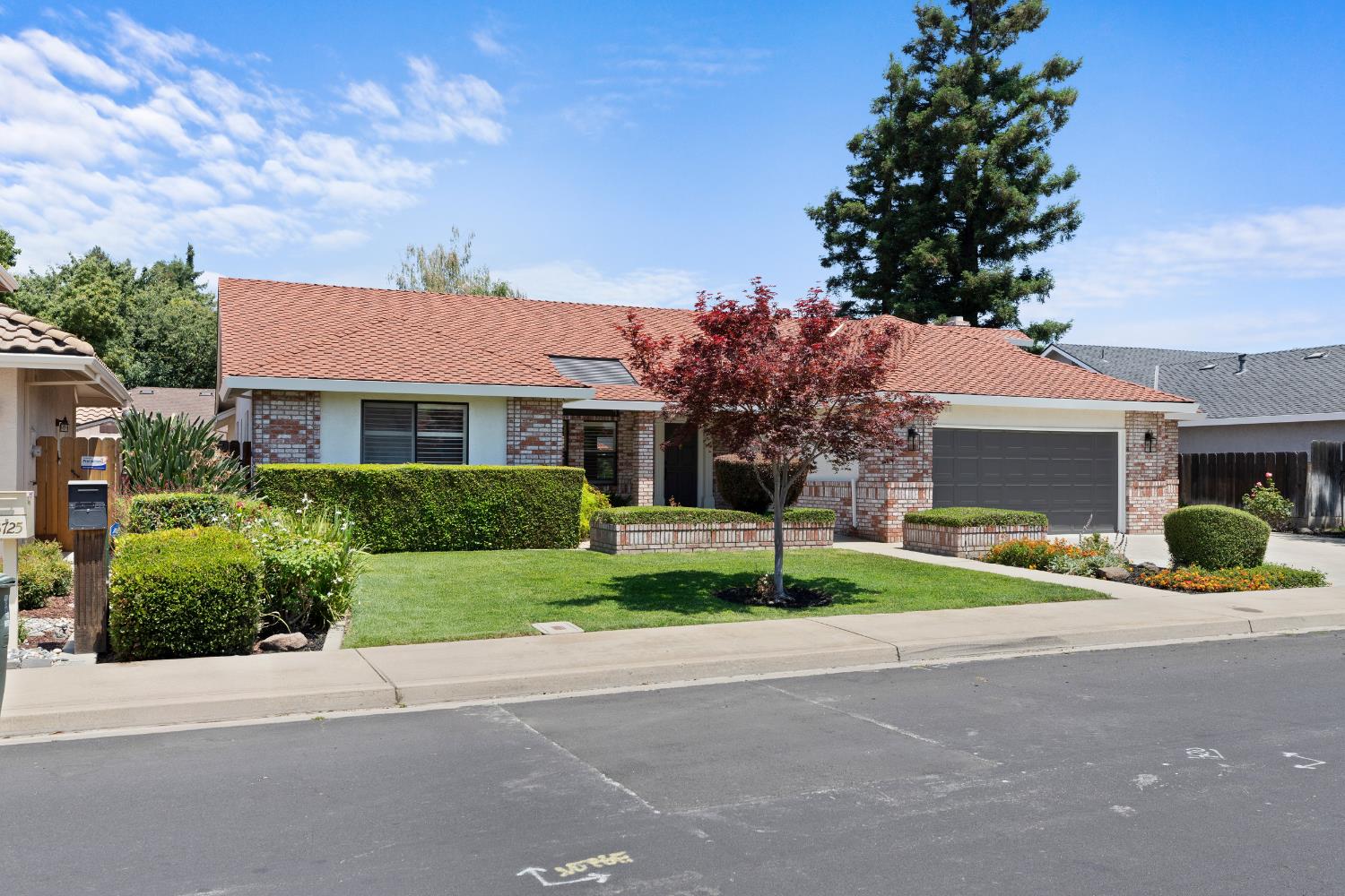 3729 Springcreek Drive Modesto, CA 95355 - Photo 3 of 53