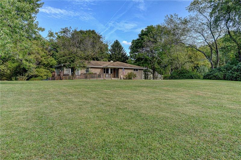 270 West Allegheny Road Imperial, PA 15126 - Photo 2 of 20 Gallery Image 2
