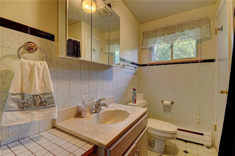 270 West Allegheny Road Imperial, PA 15126 - Photo 13 of 20 Gallery Image 13