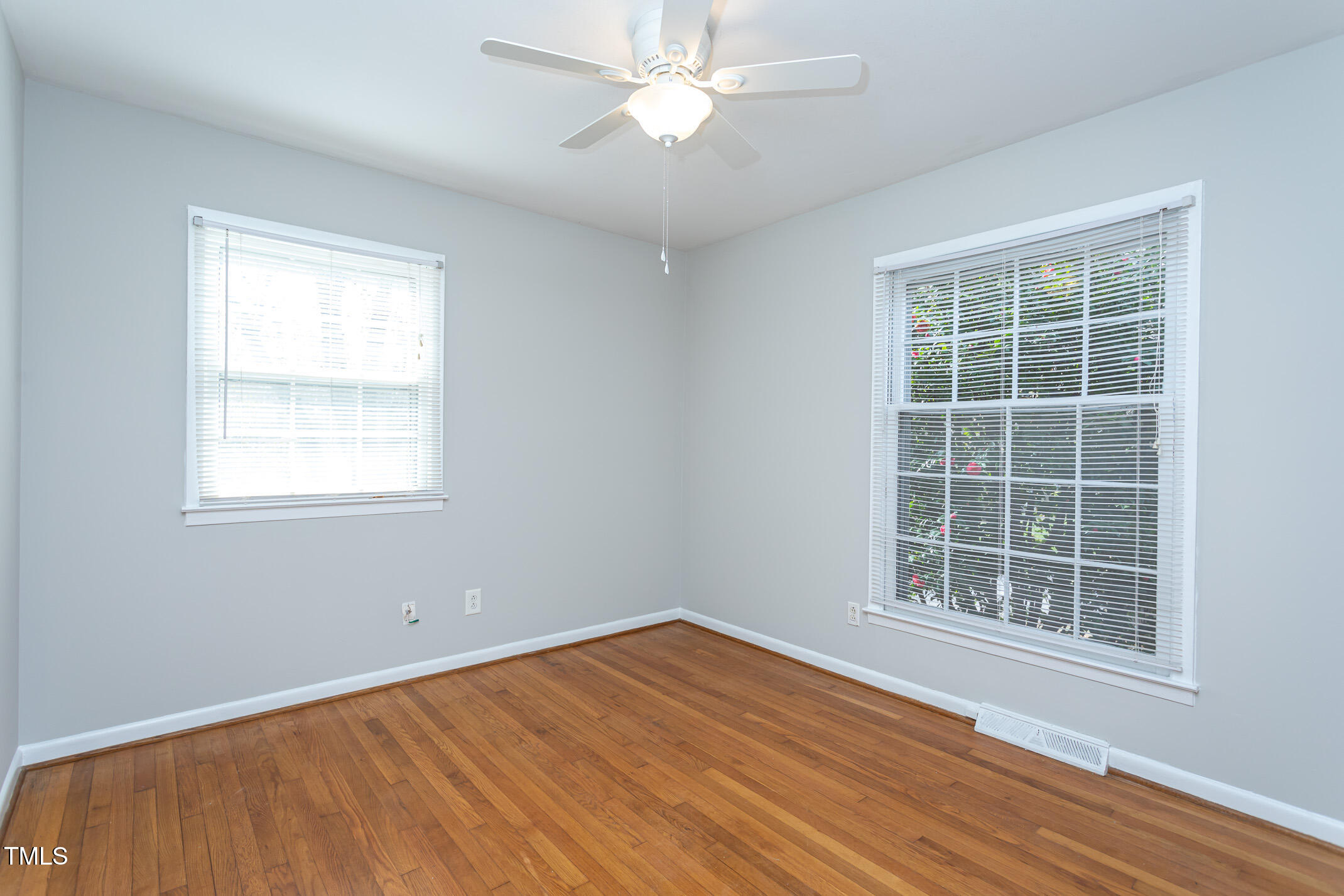 513 Princeton Street Raleigh, NC 27609 - Photo 22 of 25 2nd Bedroom