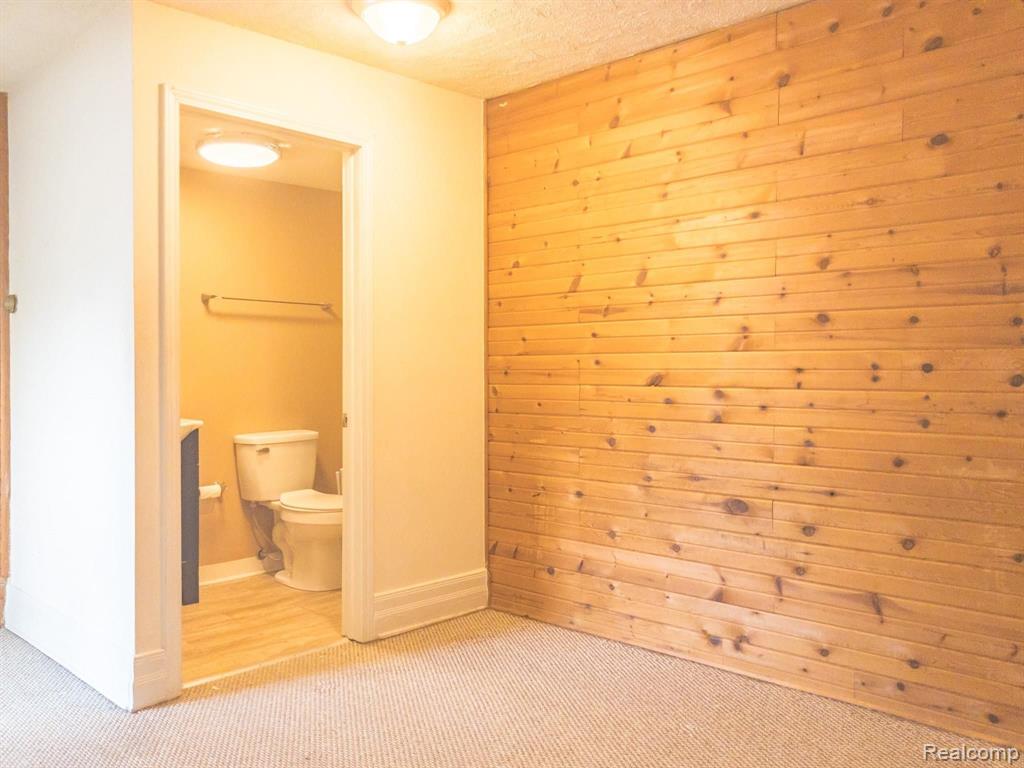 305 Twelve Mile Road, Unit 3 Royal Oak, MI 48073 - Photo 9 of 11