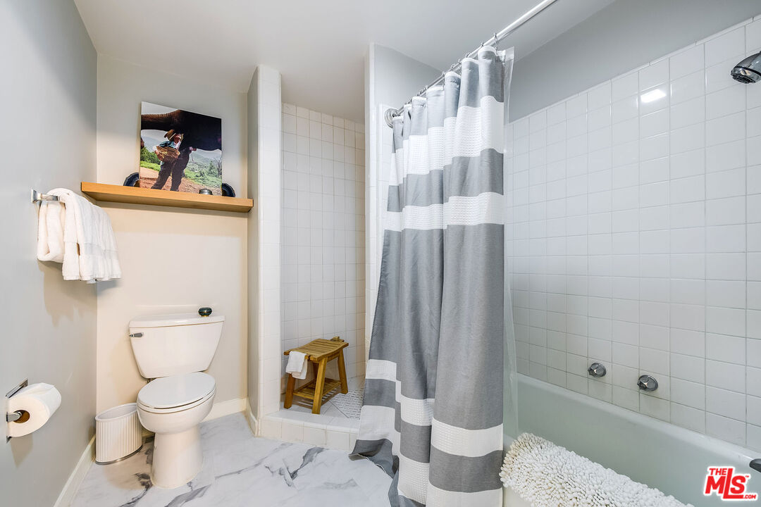 647 Wilcox Avenue, Unit 3G Los Angeles, CA 90004 - Photo 20 of 29