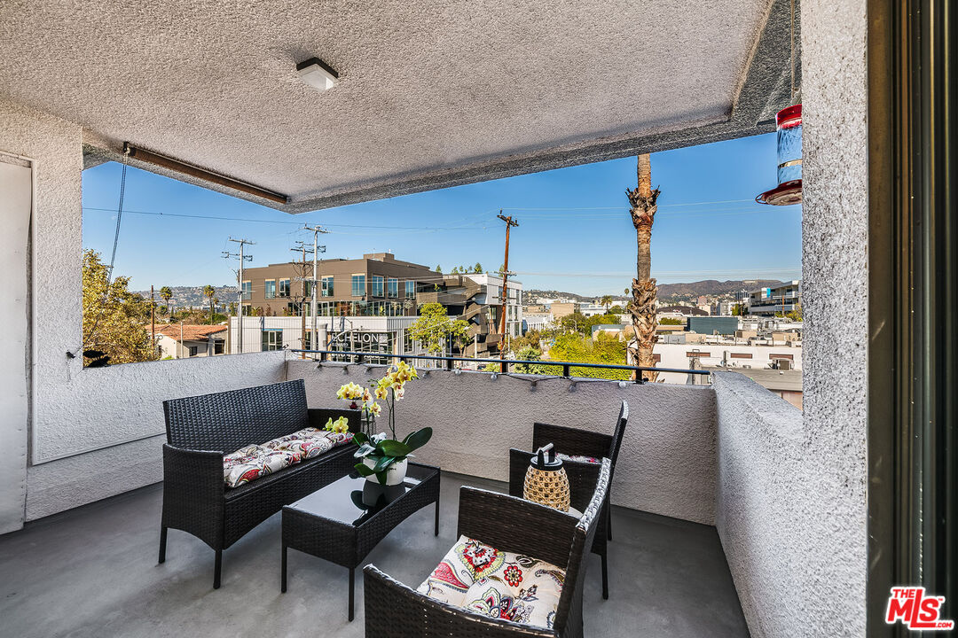 647 Wilcox Avenue, Unit 3G Los Angeles, CA 90004 - Photo 22 of 29