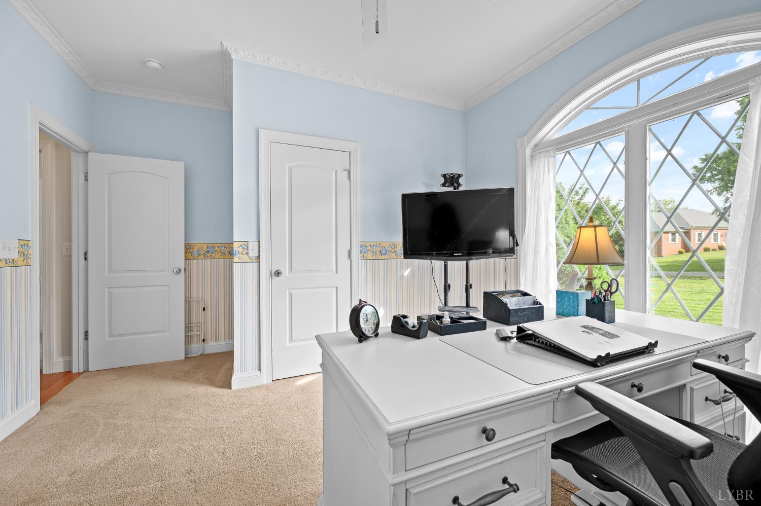 200 North Branch Road Bedford, VA 24523 - Photo 28 of 52 a room with a large window and a flat screen tv