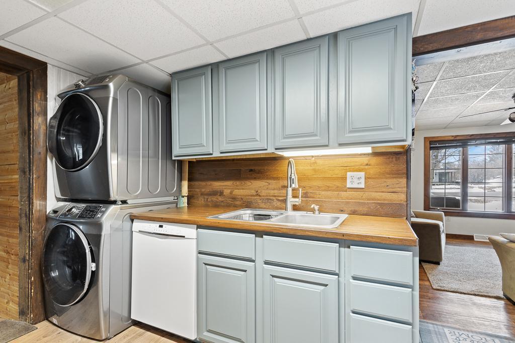 855 9th Avenue Granite Falls, MN 56241 - Photo 22 of 43