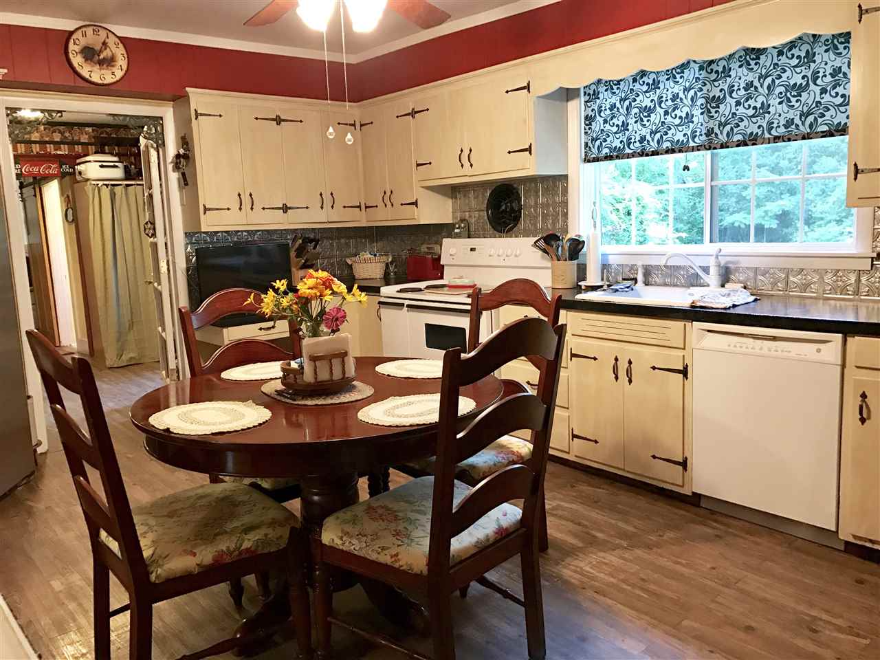 3912 Leesburg Road Fort Wayne, IN 46808 - Photo 11 of 36