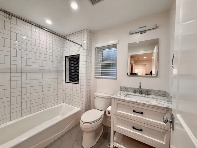 $7,995 | 827 Cliff Drive, Laguna Beach, CA 92651