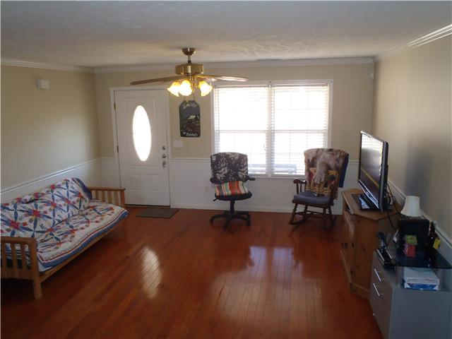 4205 Highship Road Murfreesboro, TN 37130 - Photo 6 of 14 Huge family room