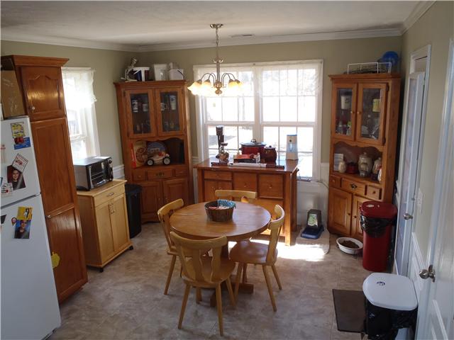 4205 Highship Road Murfreesboro, TN 37130 - Photo 7 of 14 Dining area off the kitchen with tons of natural light..